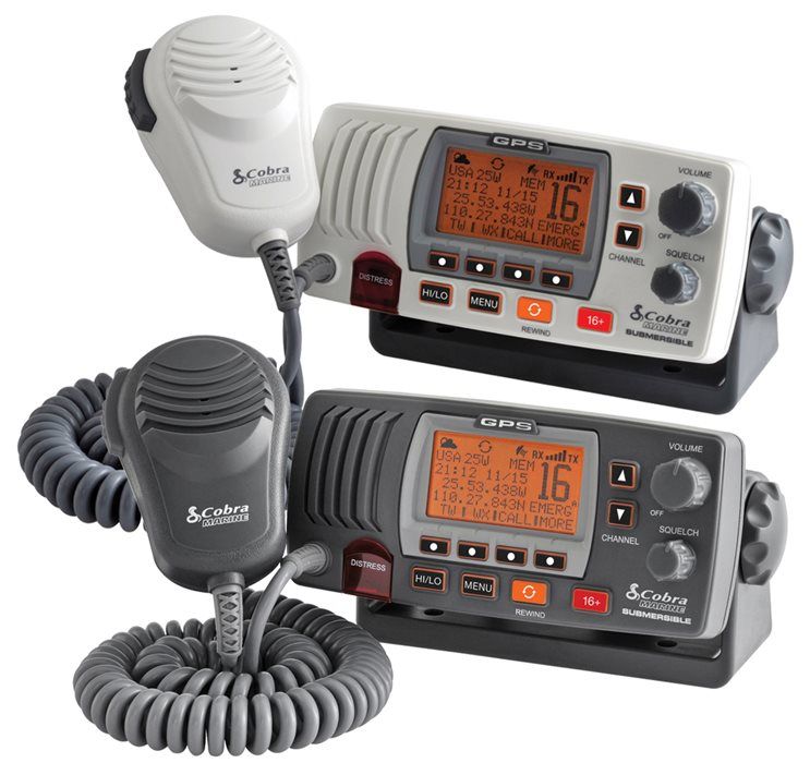 Cobra Marine: VHF/DSC fisso con GPS integrato Cobra Marine: VHF/DSC fisso con GPS integrato